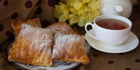 Конвертики из слоеного бездрожжевого теста