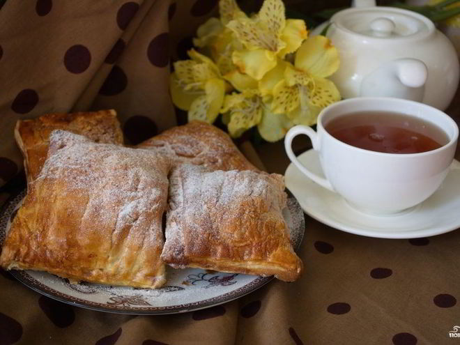 Рецепт конвертиков из слоеного бездрожжевого теста