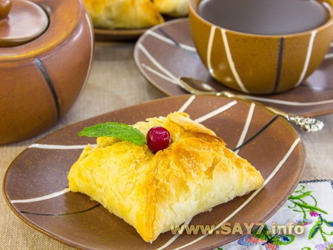 Рецепт конвертиков из слоеного теста с фаршированными абрикосами