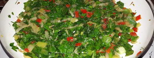 конвертики с мангольдом, болгарским перцем и зеленью. Шаг 3