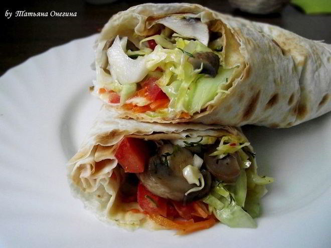 Рецепт лаваша с овощами на костре