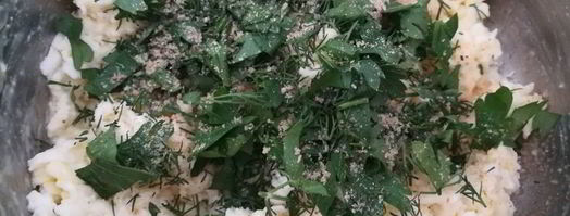 лаваш с сыром и зеленью. Шаг 3