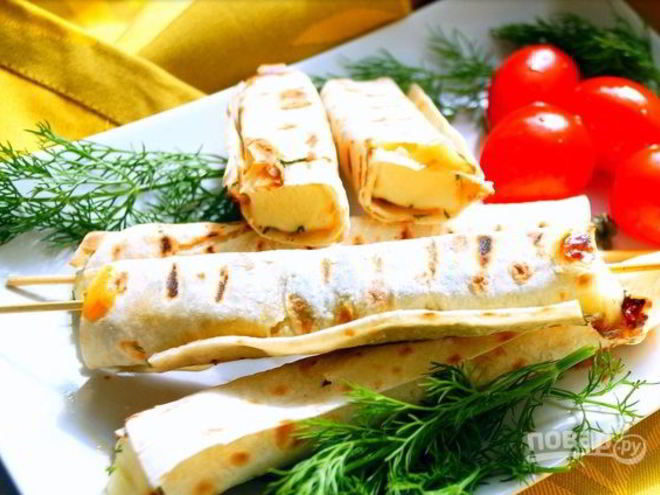 Рецепт сулугуней в лаваше