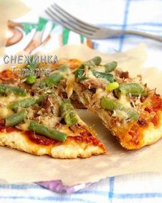 Домашние творожные лепешки с мясом, овощами и сыром