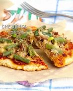 Домашние творожные лепешки с мясом, овощами и сыром