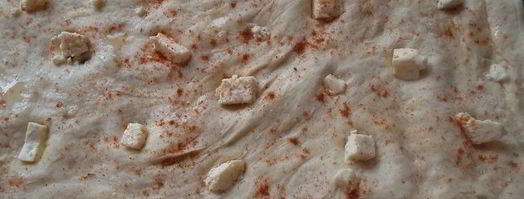 фокачча с брынзой и карамелезированным луком. Шаг 3