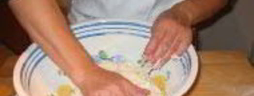 фокачча с розмарином и фокачча с оливками и томатами. Шаг 5