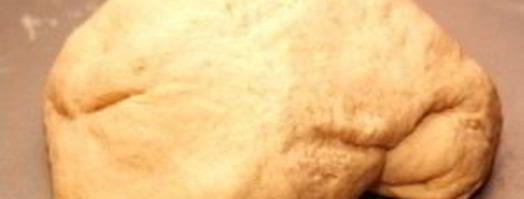 фокачча с сыром и базиликом. Шаг 2