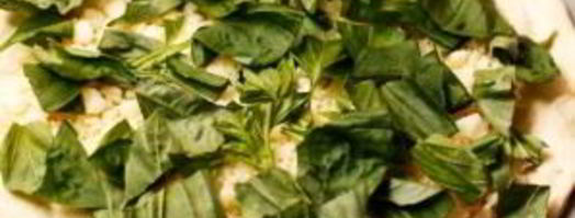 фокачча с сыром и базиликом. Шаг 6