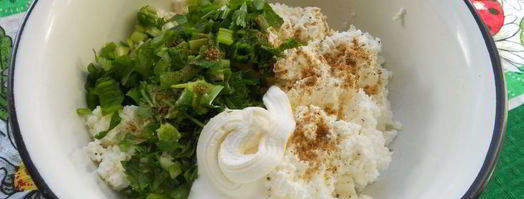 хрустящие лепешки с сыром фета и зеленью. Шаг 3