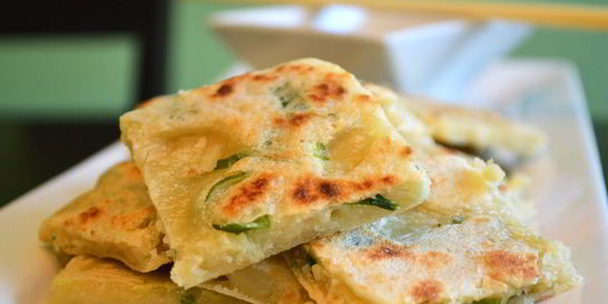 Китайская лепешка с луком