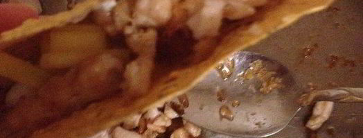 кусочки курицы в индийской лепешке с манго и лаймовой заправкой. Шаг 18