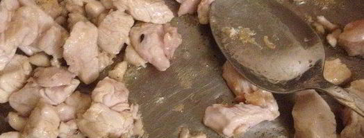 кусочки курицы в индийской лепешке с манго и лаймовой заправкой. Шаг 10