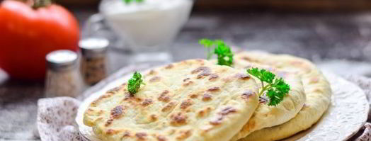 лепешки с адыгейским сыром на сковороде. Шаг 13