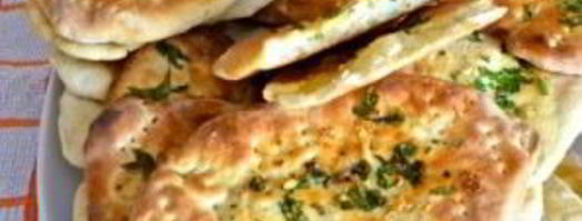 лепешки с чесноком и зеленью. Шаг 3