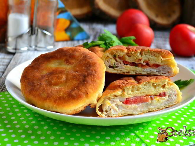 Рецепт лепешек с куриным фаршем и брынзой