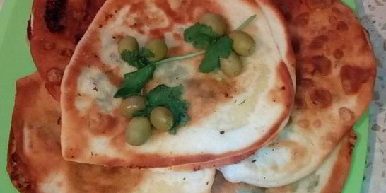 Лепешки с творогом и кинзой