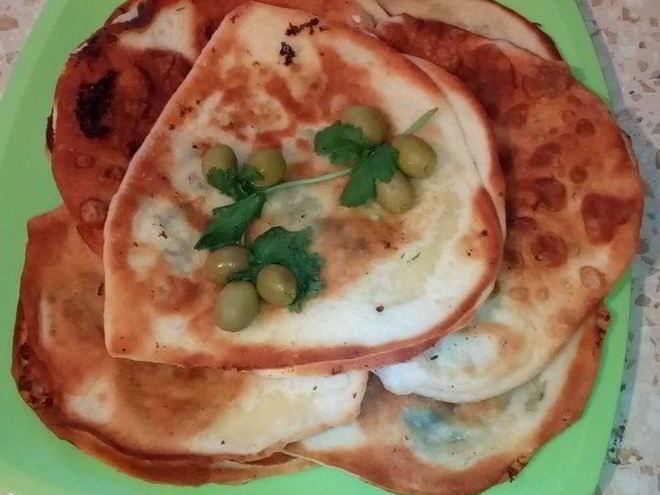 Рецепт лепешек с творогом и кинзой