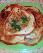 Лепешки с творогом и кинзой