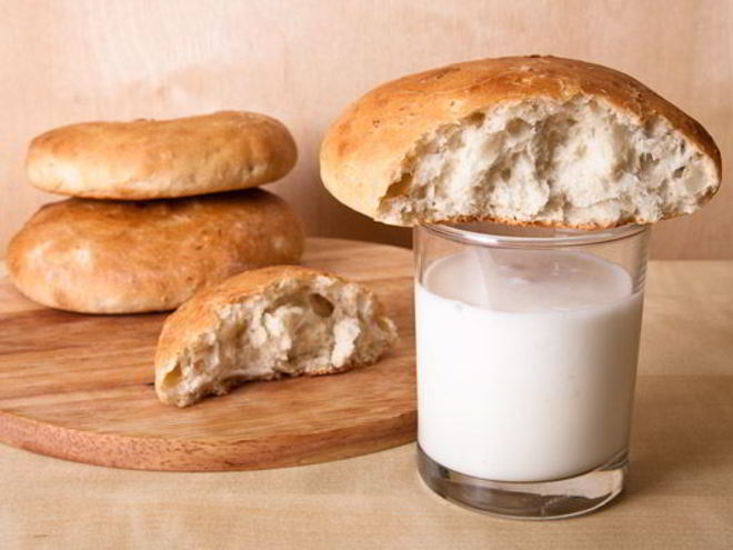 Рецепт луковых лепешек-булочек