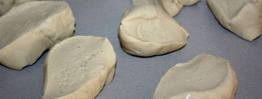 пиде — турецкие лепешки с фаршем, фетой и помидорами. Шаг 5