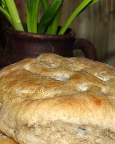 Пшенично-ржаные лепешки с луком