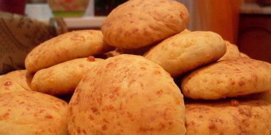 Пышные сырные лепешки на кефире