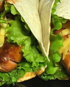 Сосиски в лепешках