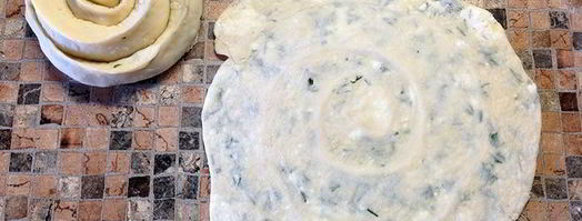 спиралевидные лепешки с творогом и сыром. Шаг 5