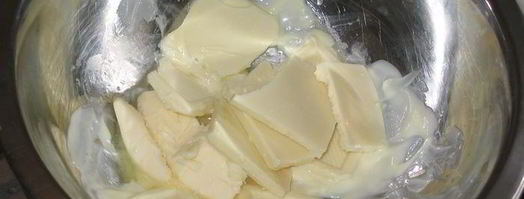 маффины из белого шоколада и клубники. Шаг 11