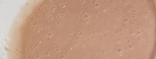 маффины из белого шоколада и клубники. Шаг 6