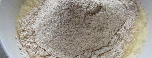 маффины с абрикосами, орехами пекан и коричной помадкой. Шаг 6