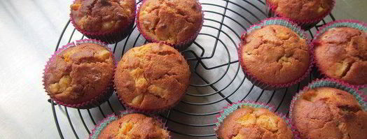 маффины с абрикосами, орехами пекан и коричной помадкой. Шаг 9