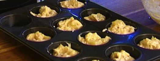 маффины с ананасами и грецкими орехами. Шаг 7