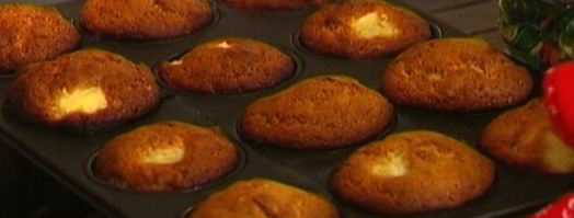 маффины с ананасами и грецкими орехами. Шаг 8