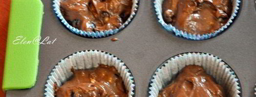 маффины с черной смородиной и белым шоколадом. Шаг 4