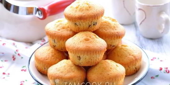 Маффины с изюмом