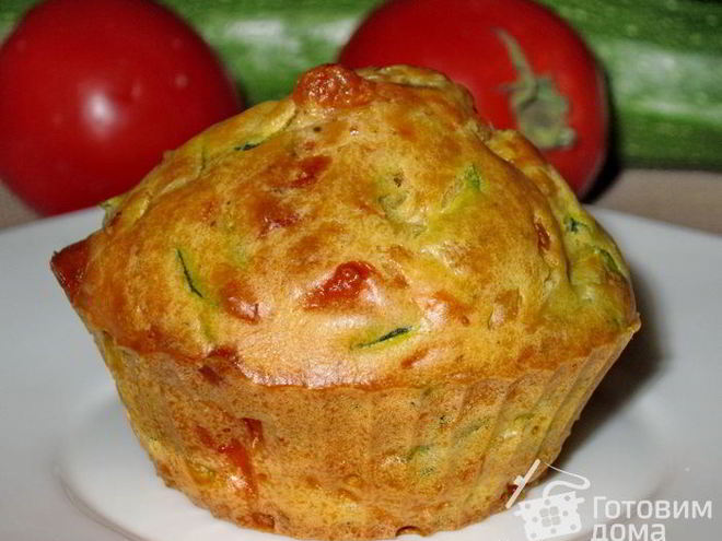 Рецепт маффинов с кабачками, помидорами и сыром