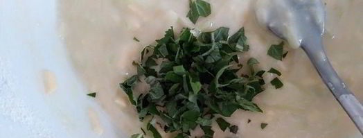 маффины с кабачком, сыром и мятой. Шаг 5