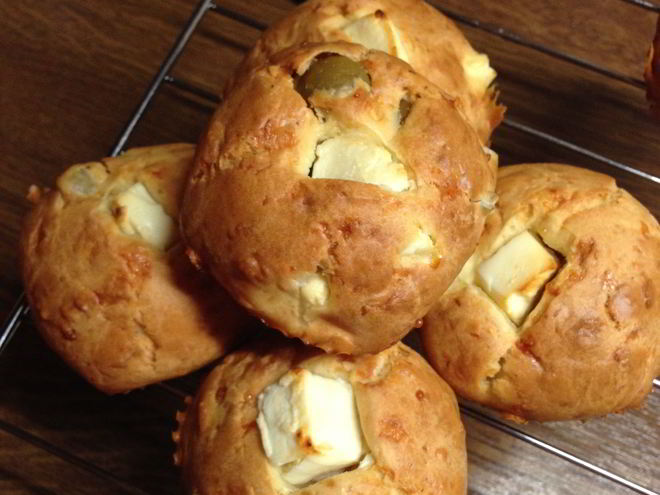 Рецепт маффинов с сыром фета и оливками