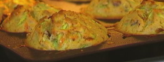 маффины с цукини, морковью и орехами пекан. Шаг 9