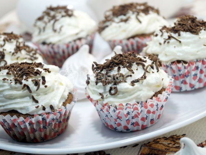 Рецепт маффинов с вишней и шоколадом