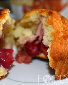 Маффины с вишней