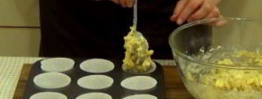 маффины с яблоками и орехами. Шаг 3