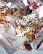 Марципановые маффины с курагой