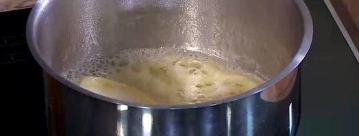 марципановые маффины с курагой. Шаг 3