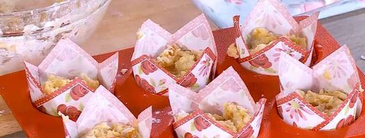 марципановые маффины с курагой. Шаг 9