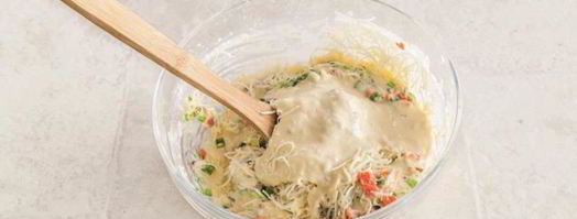 пикантные маффины с копченым лососем. Шаг 4