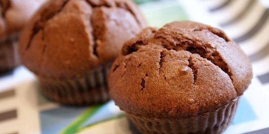 Шоколадные маффины на ряженке