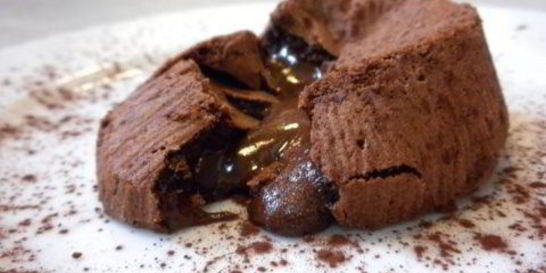 Шоколадные маффины с жидкой начинкой